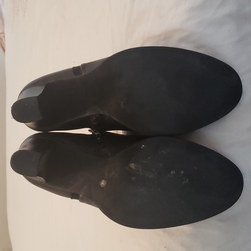 Leather bootie - Picture 5 of 5